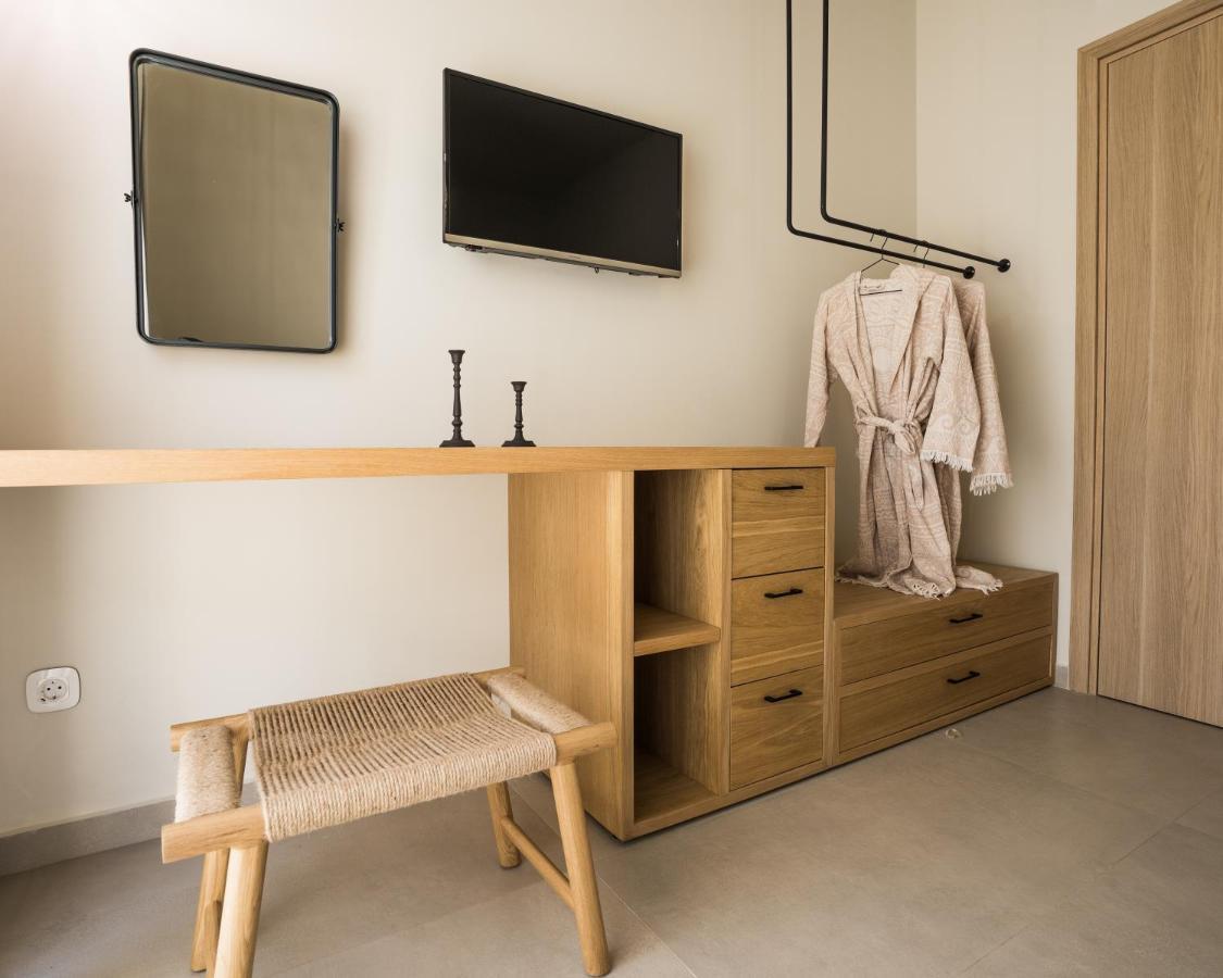 Papadria - Modern Luxury Near Kathisma