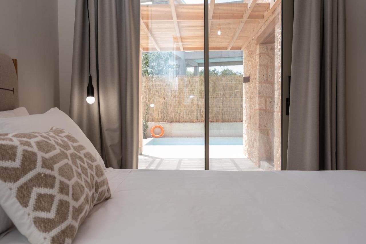 Papadria - Modern Luxury Near Kathisma * Tsoukaladhes