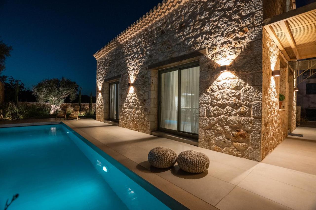 Papadria - Modern Luxury Near Kathisma * Tsoukaladhes