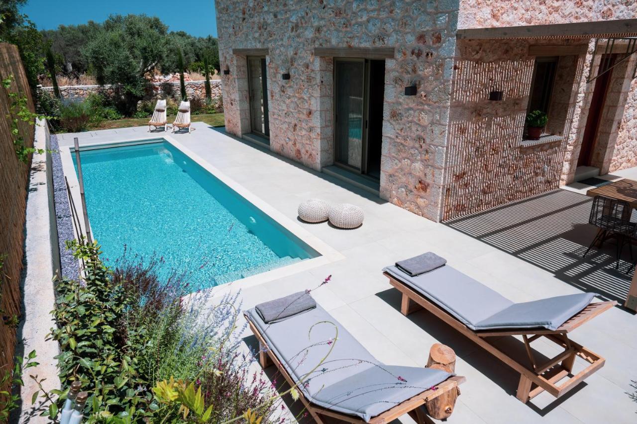 Papadria - Modern Luxury Near Kathisma * Tsoukaladhes