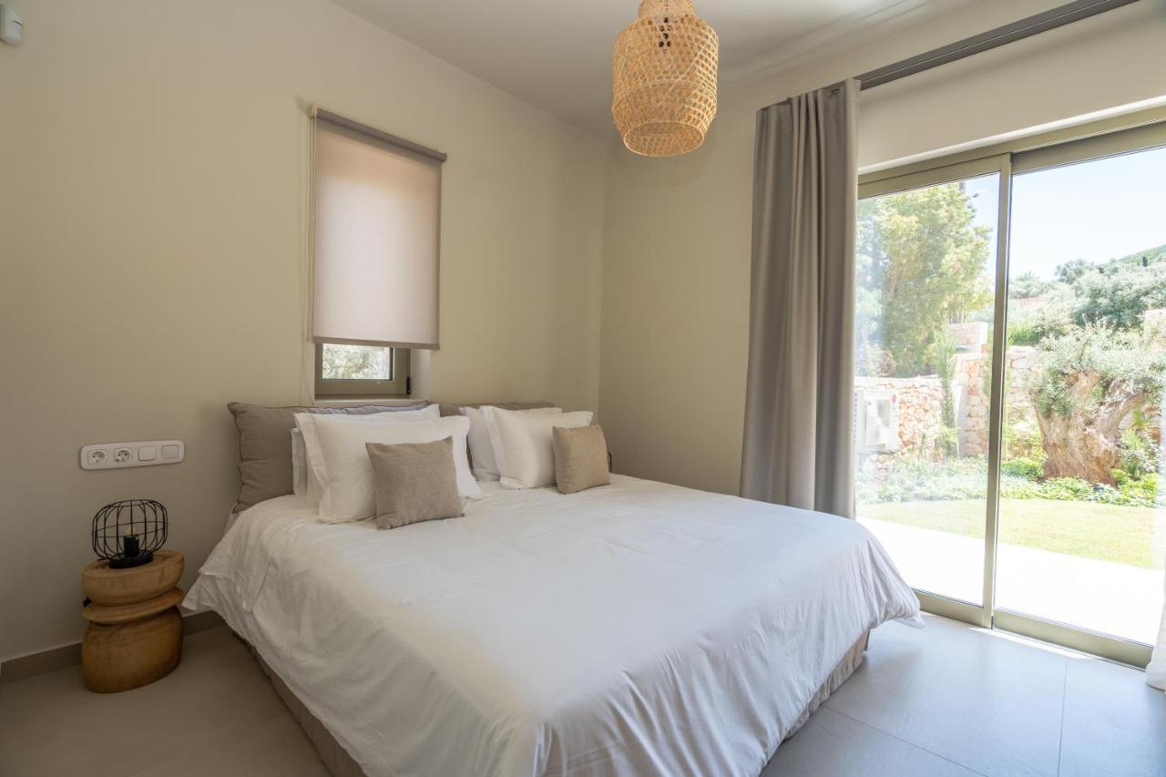 Papadria - Modern Luxury Near Kathisma Villa Tsoukaladhes