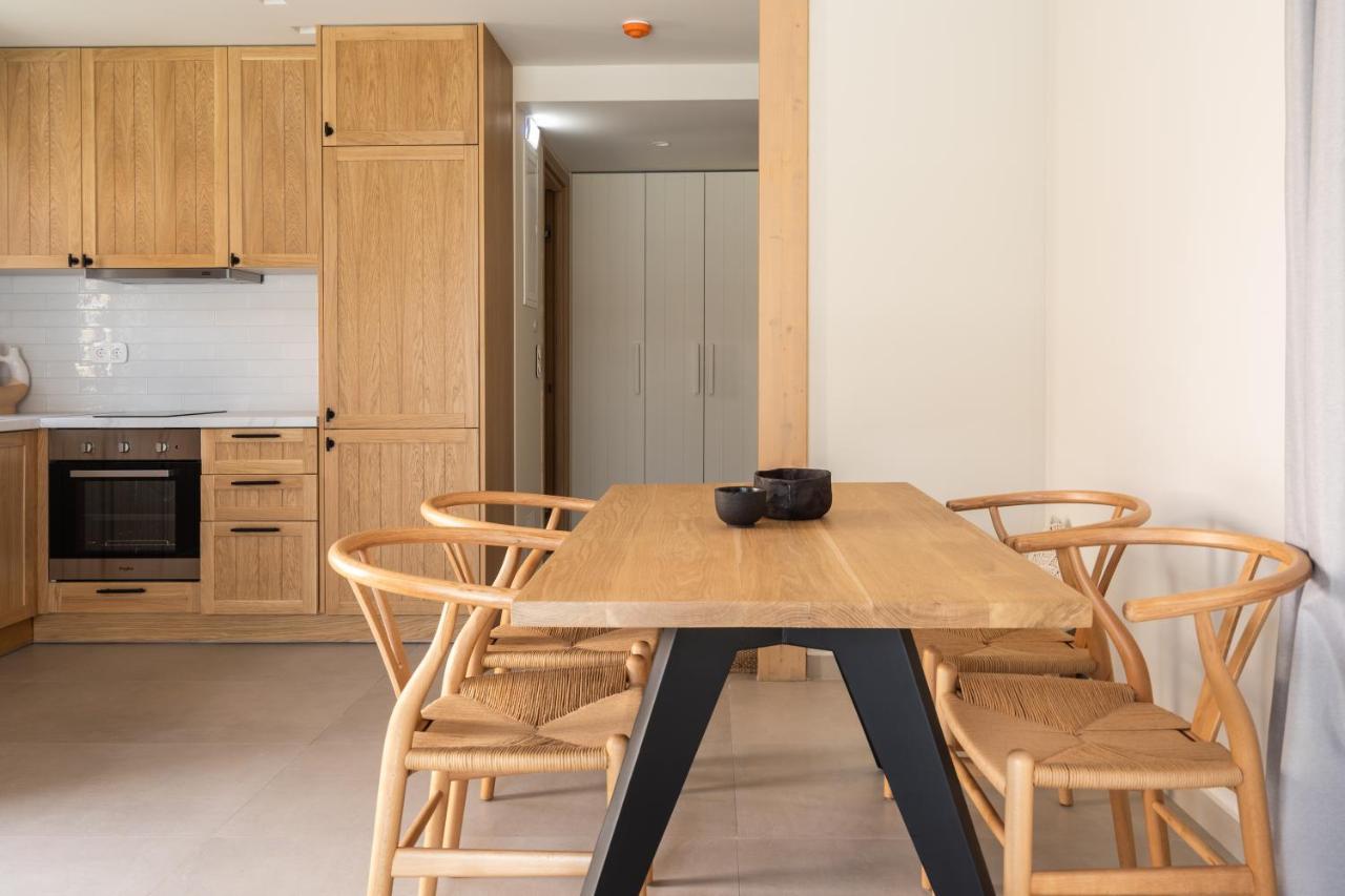 Papadria - Modern Luxury Near Kathisma