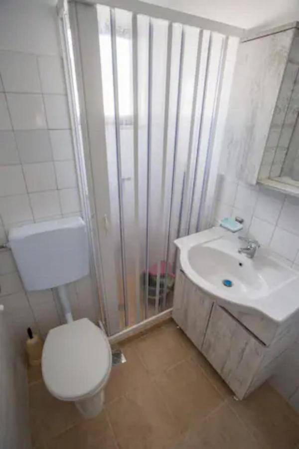Apartment Vasileiou Kamena Vourla