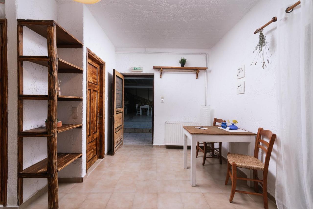Ovgora - Ismini Sea View In Village Guest house