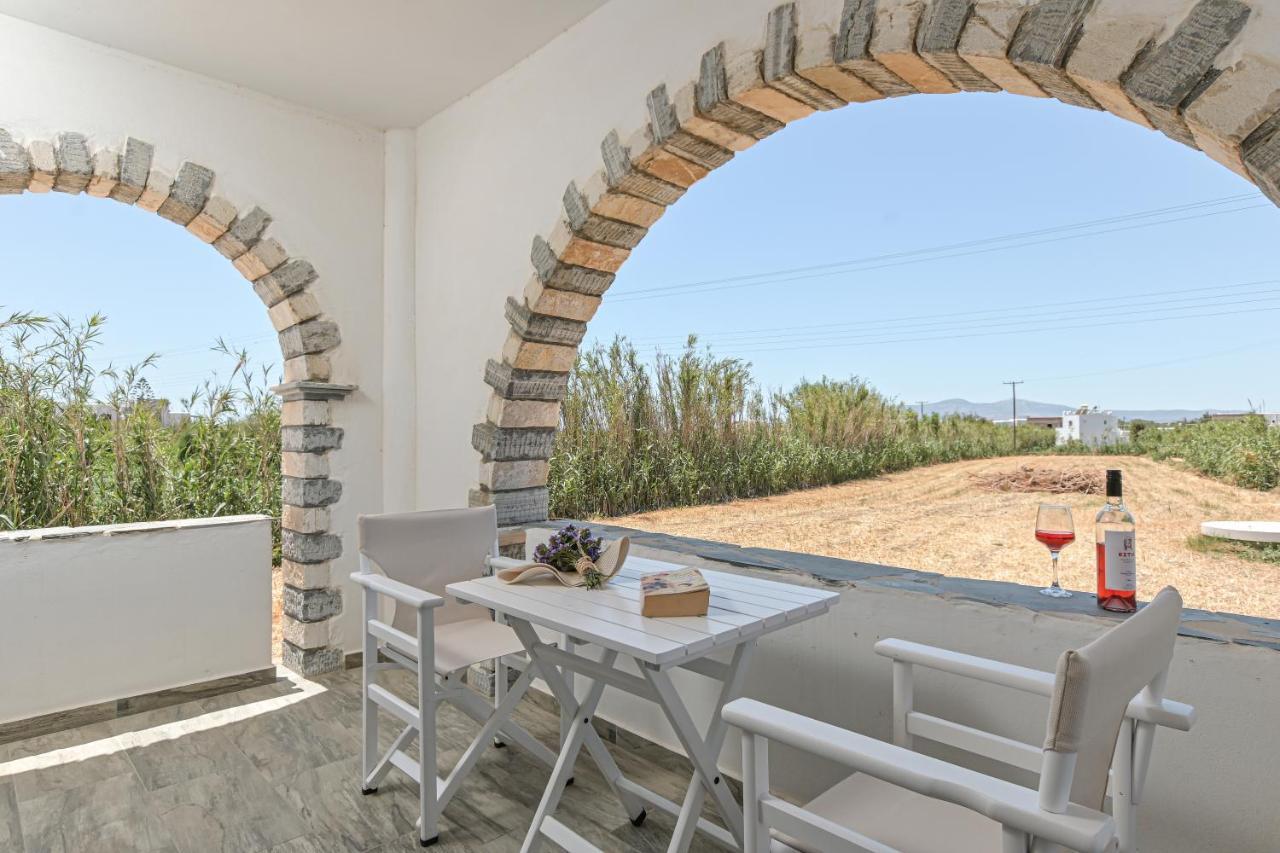 Vive Mare Ii * Plaka (Naxos)
