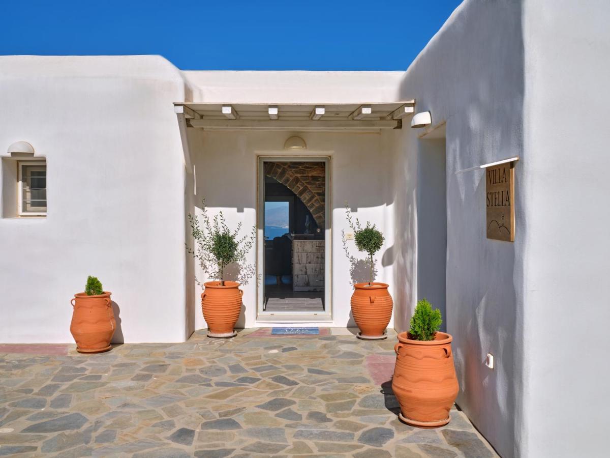 Stella, Lefkes Paros * Lefkes (Paros)