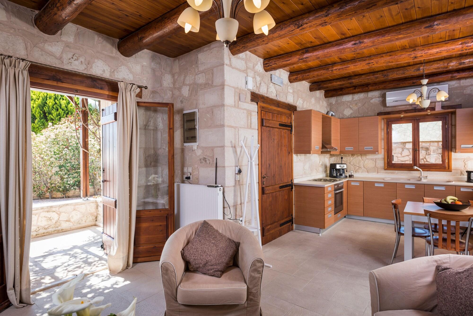 Hotel Village & 4*
