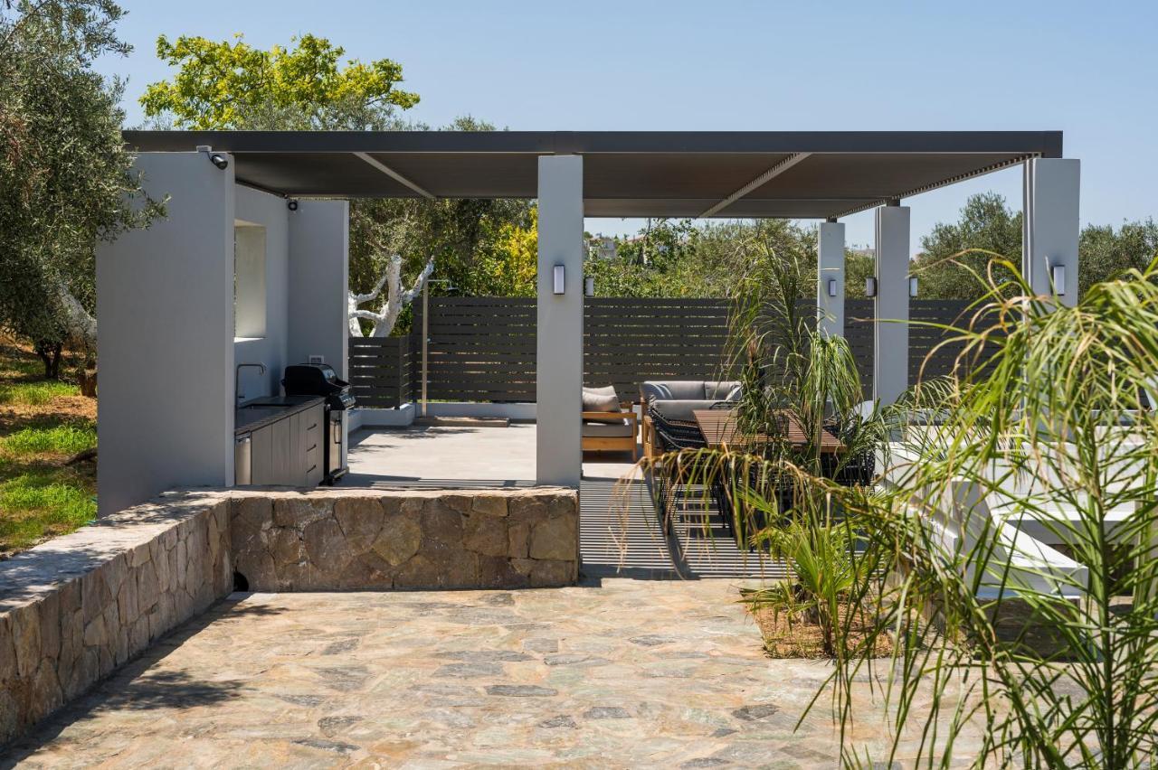 Villa Azatis Luxury Kato Daratso