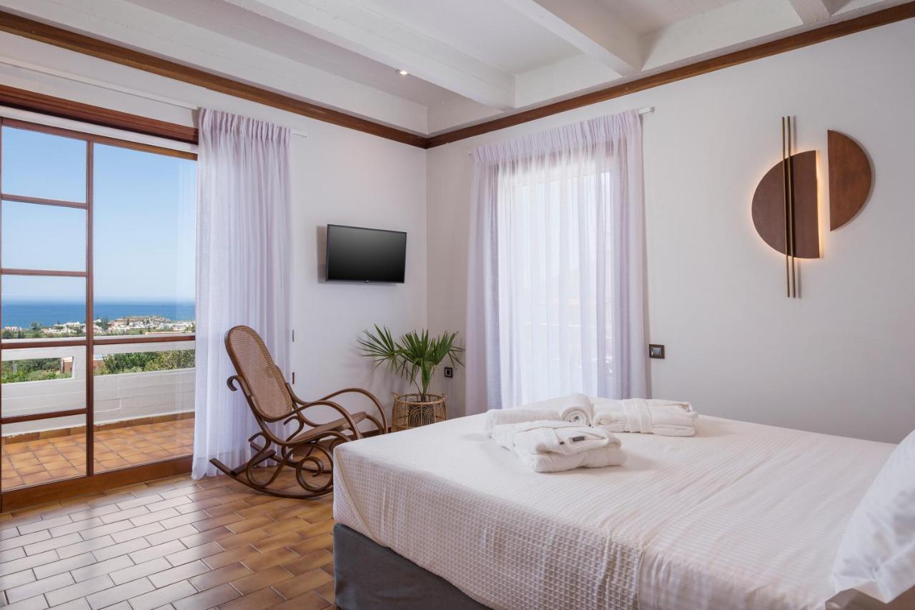 Villa Azatis Luxury
