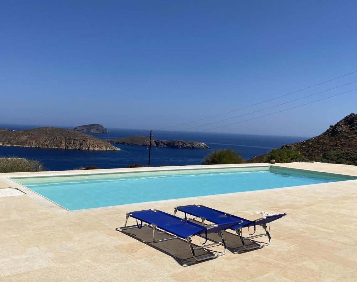 Villa Serifos Stone A Ramos