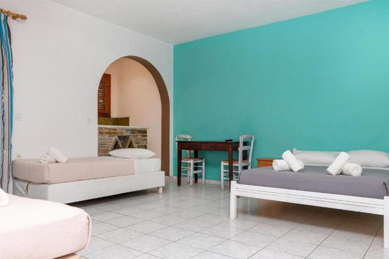 Depis Economy Hotel Plaka (Naxos)