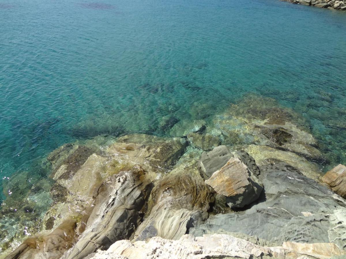 Endless Sea View In Luxury Aprovaton