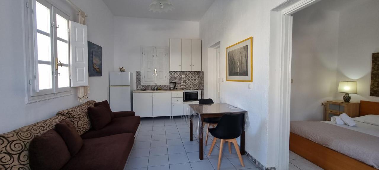 Three Harites Aparthotel 3*