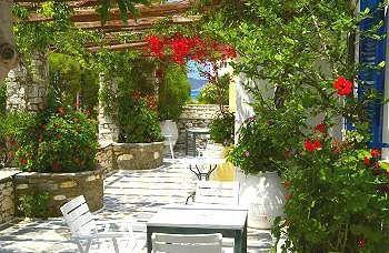 Manos Naousa (Paros)