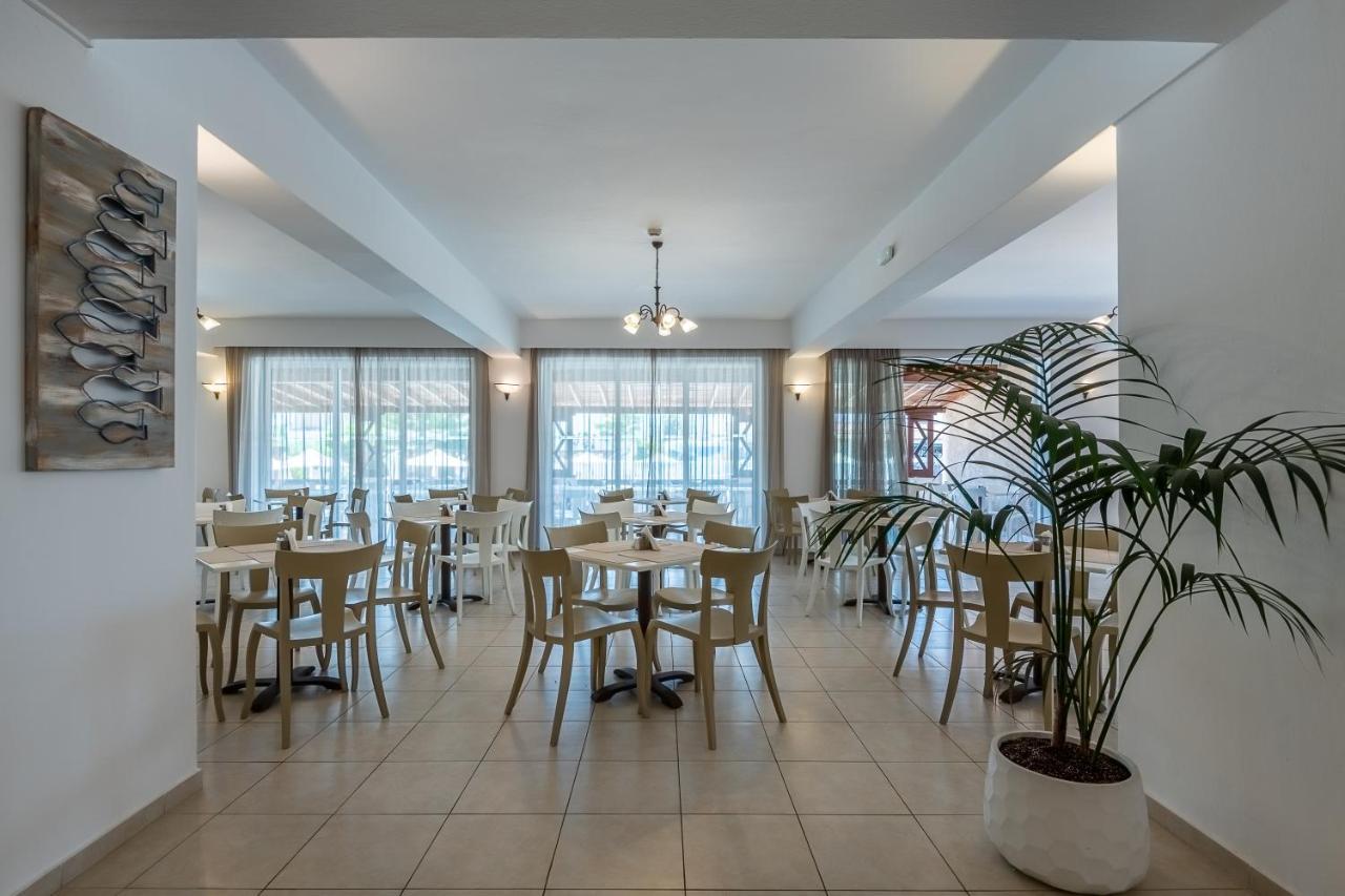 Gaia Village 3*