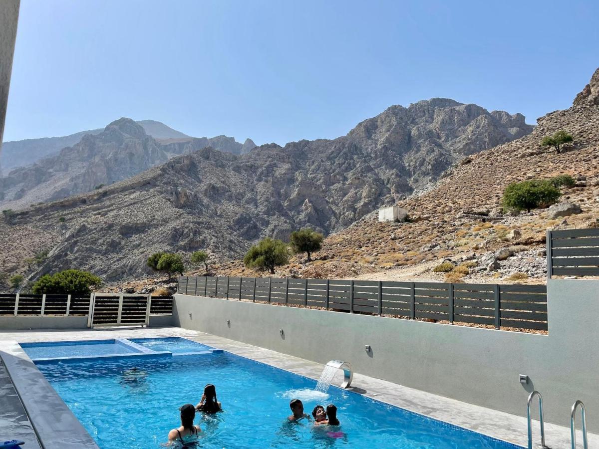 Crete Southside Tris Ekklisies Paranimfoi