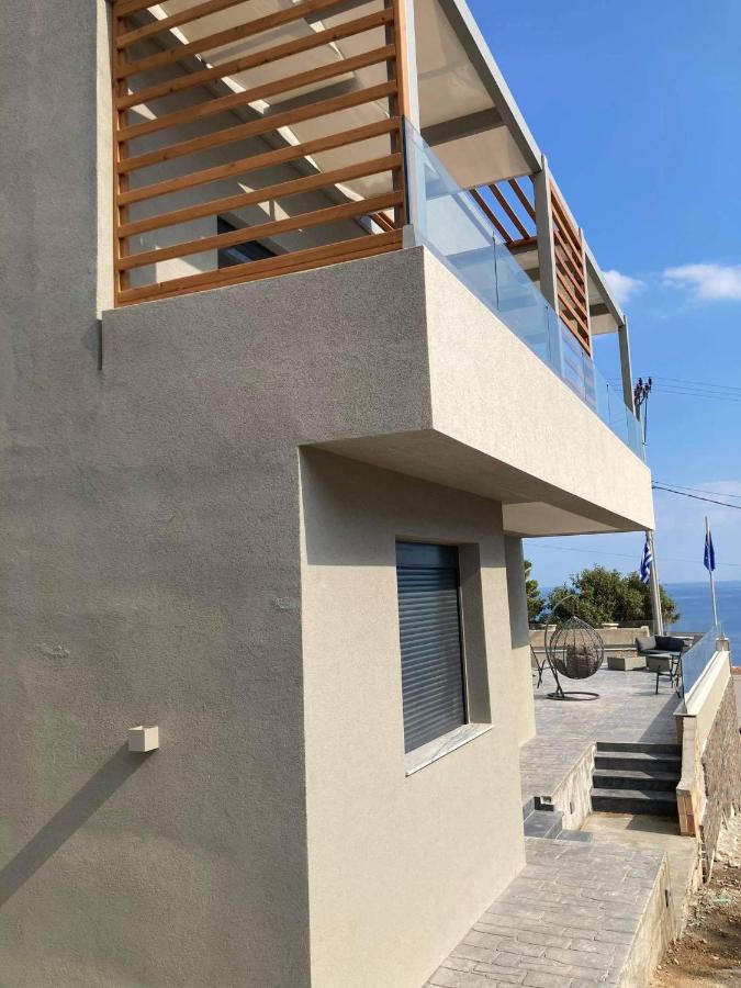 Crete Southside Tris Ekklisies *