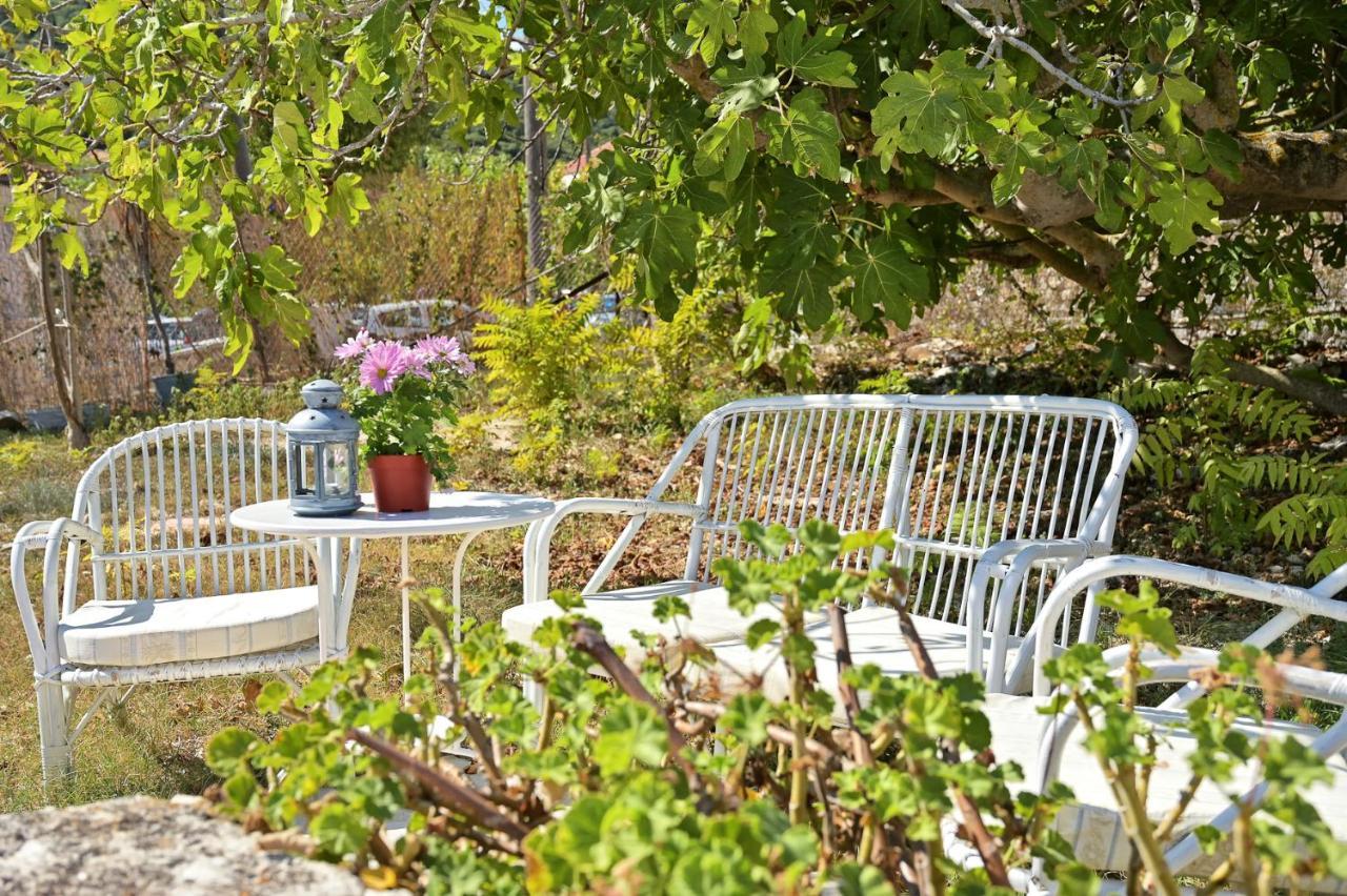 Ireni Waterfont Holiday home