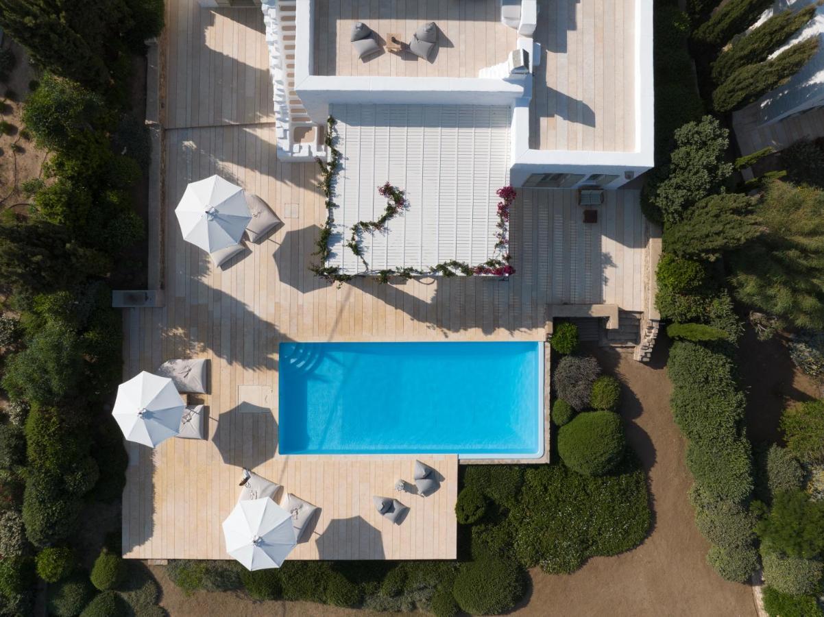 Villa Ekavi Filizi - Seaside Just Outside Of Naousa (Paros)