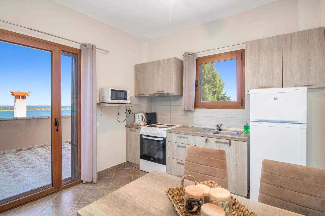 Sea View Villas Apartment *
