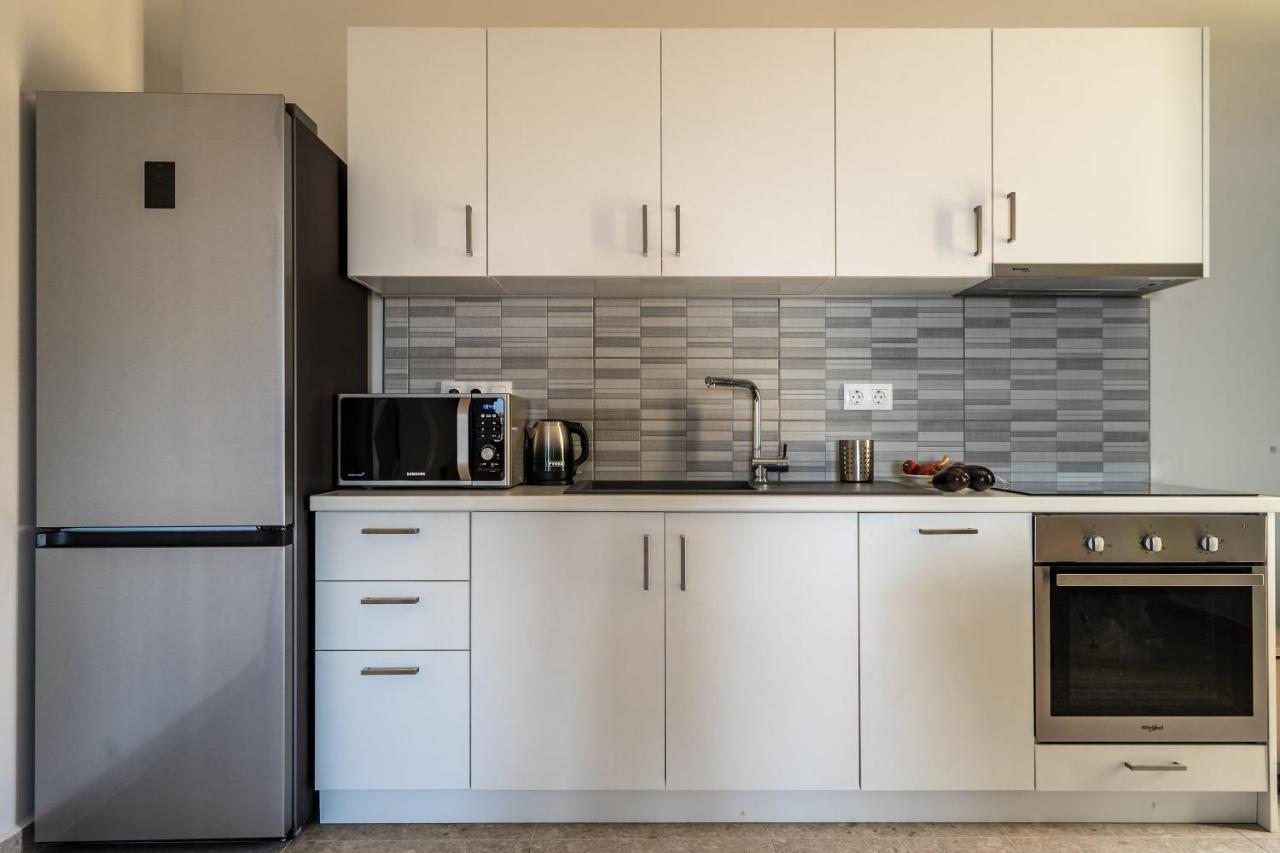 Joy Breeze Apartment