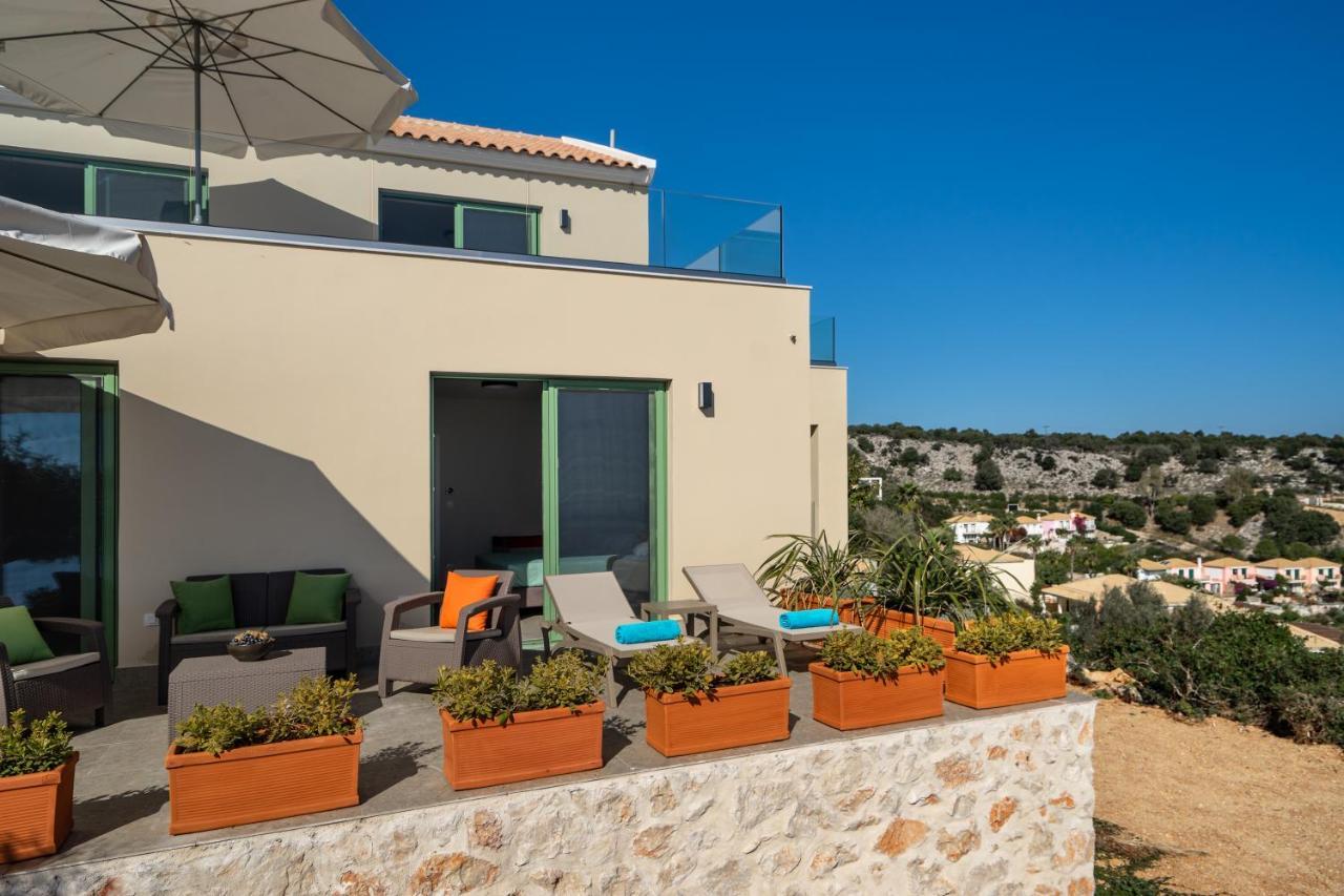 Joy Breeze Eleios-Pronnoi