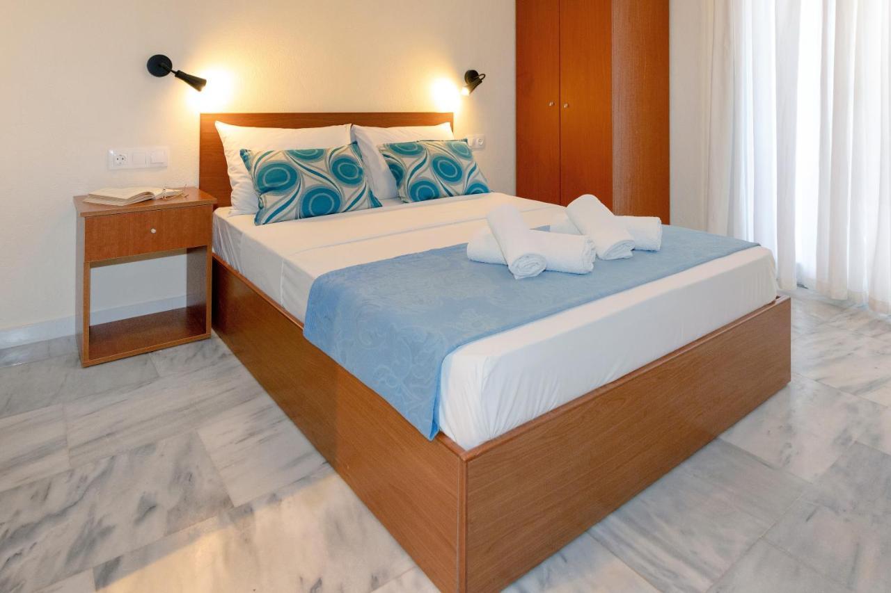 Aparthotel Thea