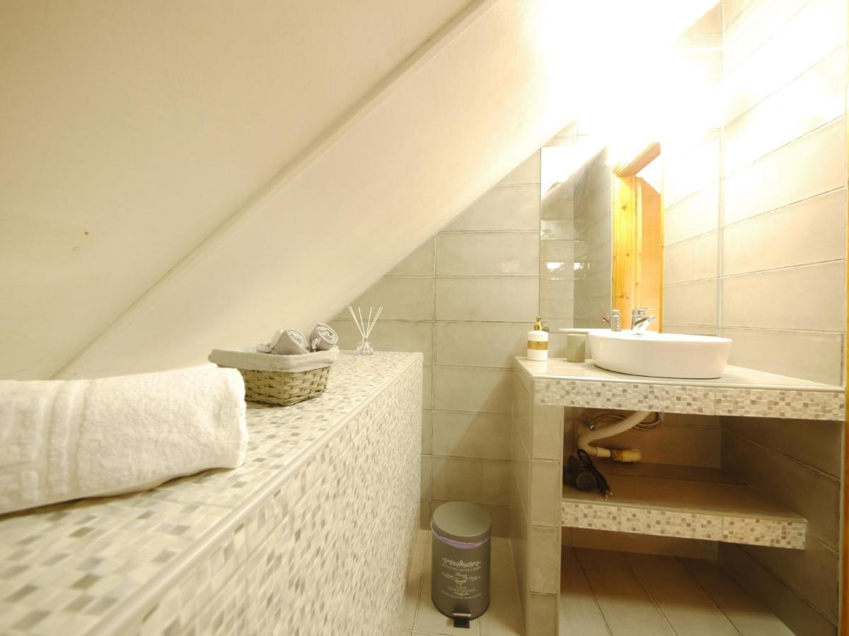 Renas Sweet Near By Dadovillas Villa