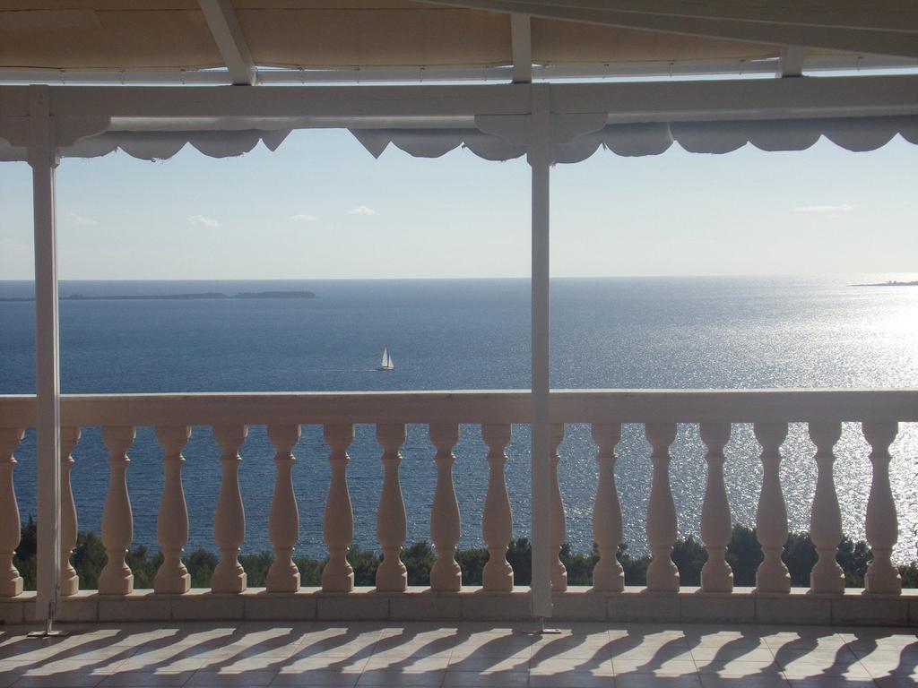 Sunshine Apartment