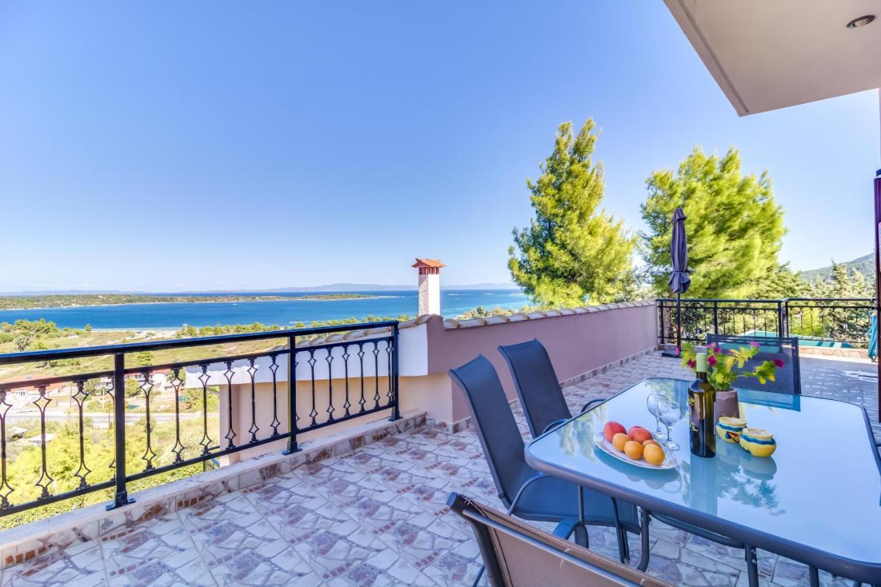 Sea View Villas