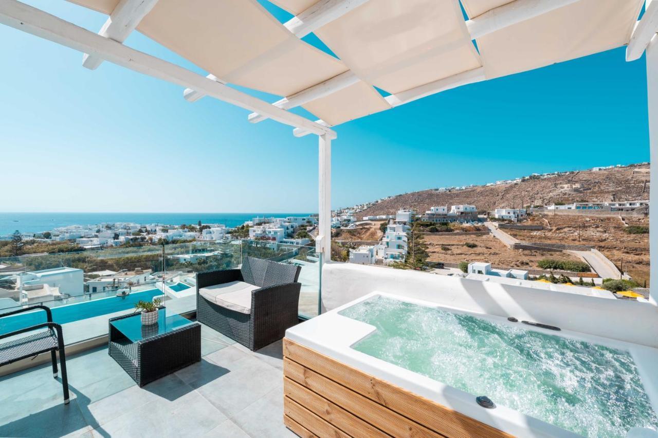 Mr & Mrs White Mykonos Hotel 4*