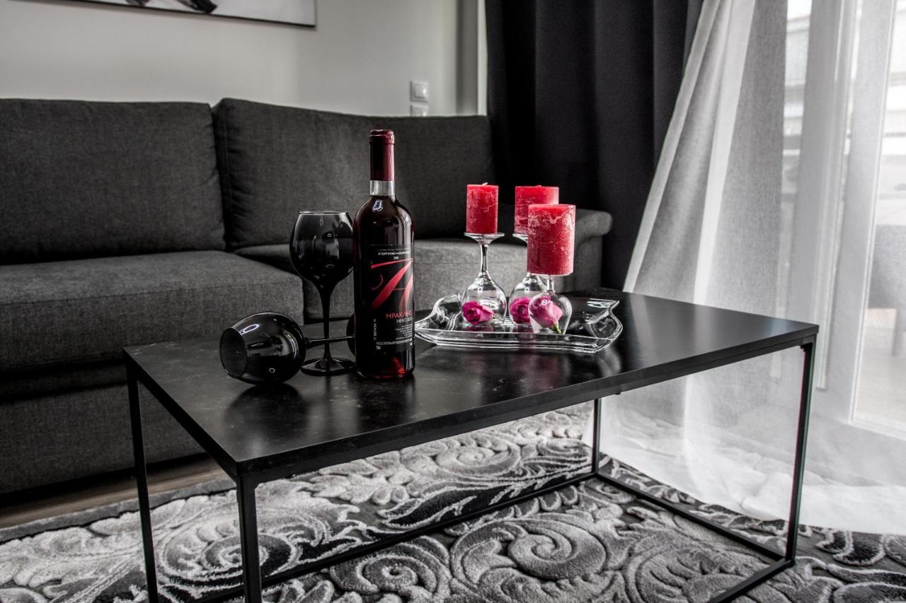 Escape Luxury Apartment *