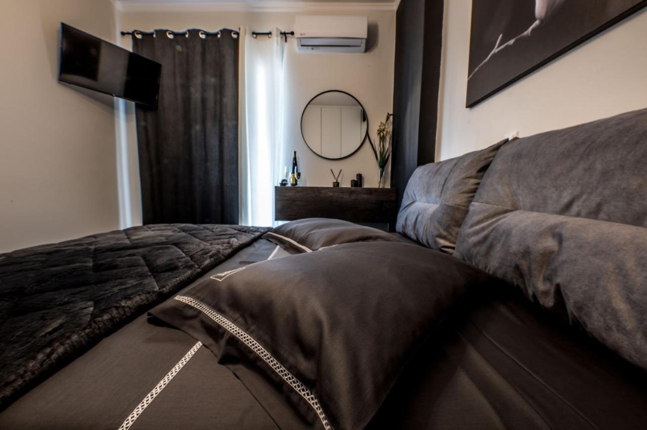 Escape Luxury Apartment *