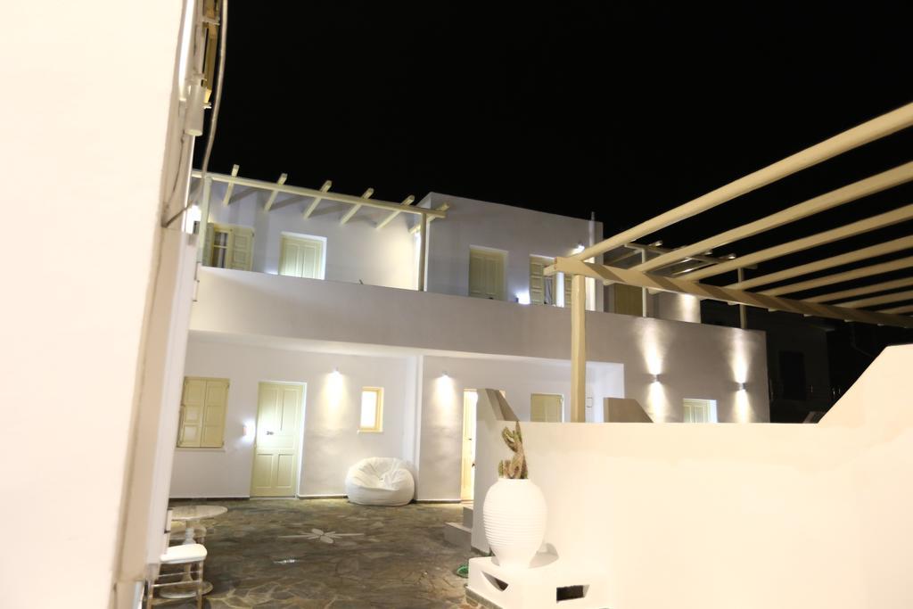 Bed & Breakfast The White 2*