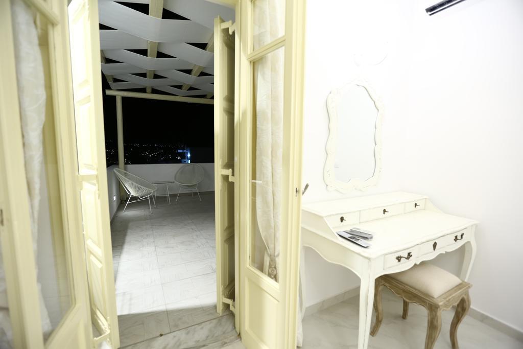 Bed & Breakfast The White 2*