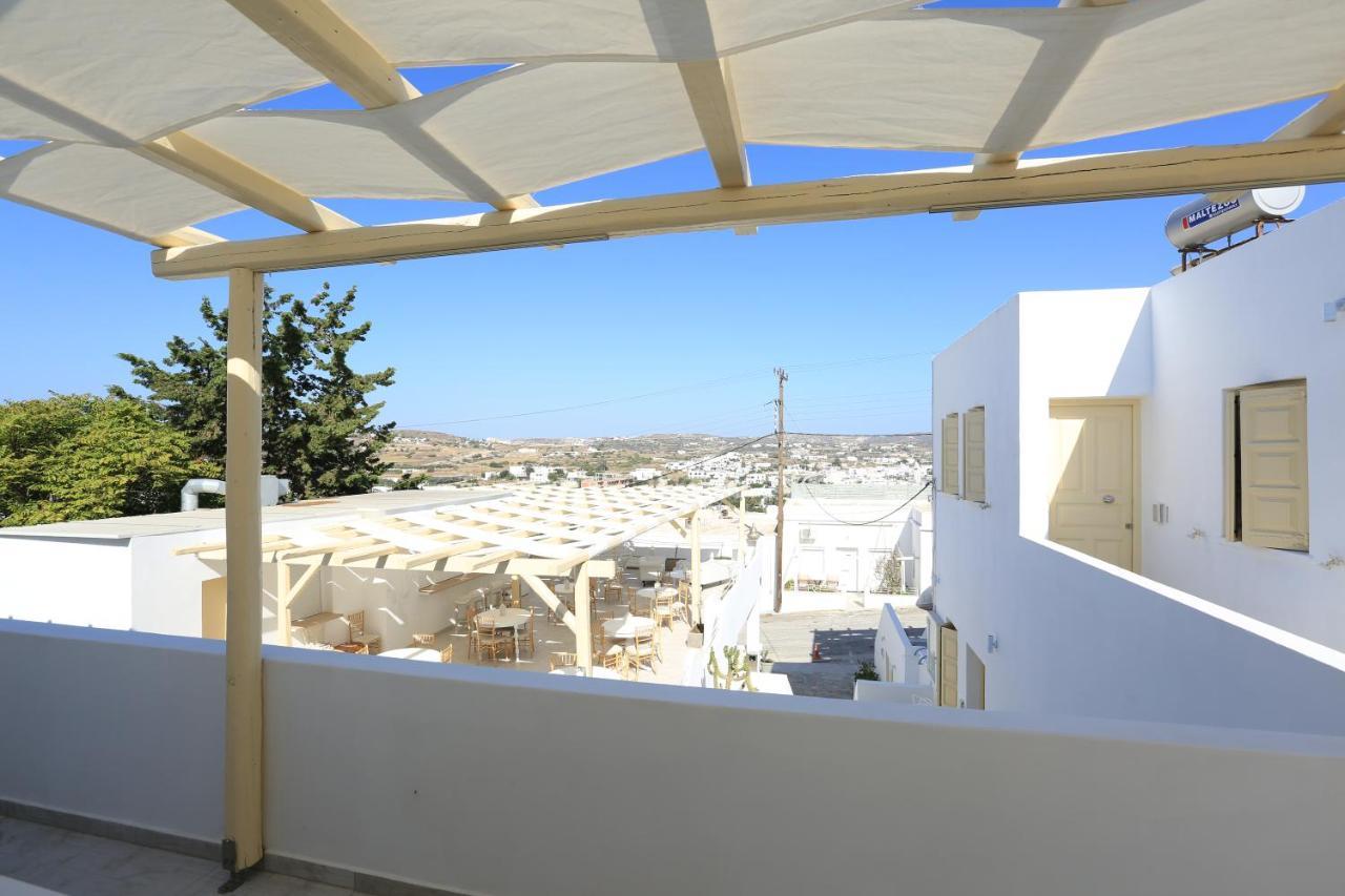 Bed & Breakfast The White Adamantas (Milos)