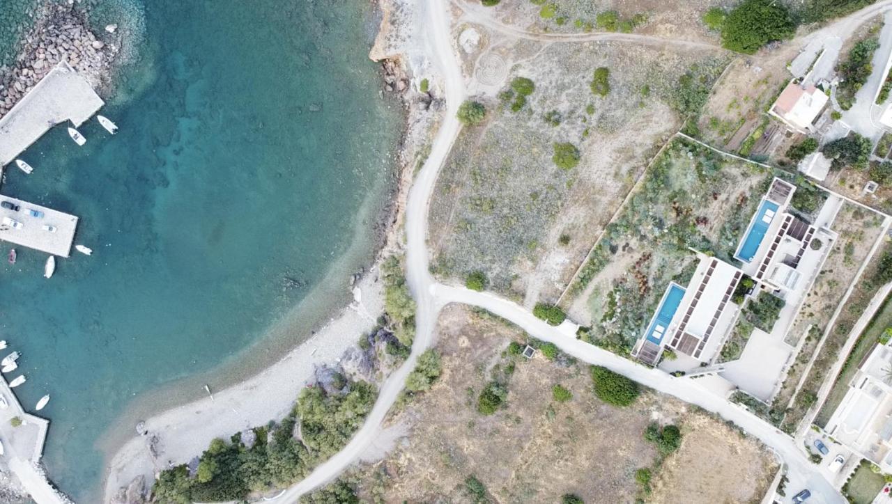 Nuez Villa