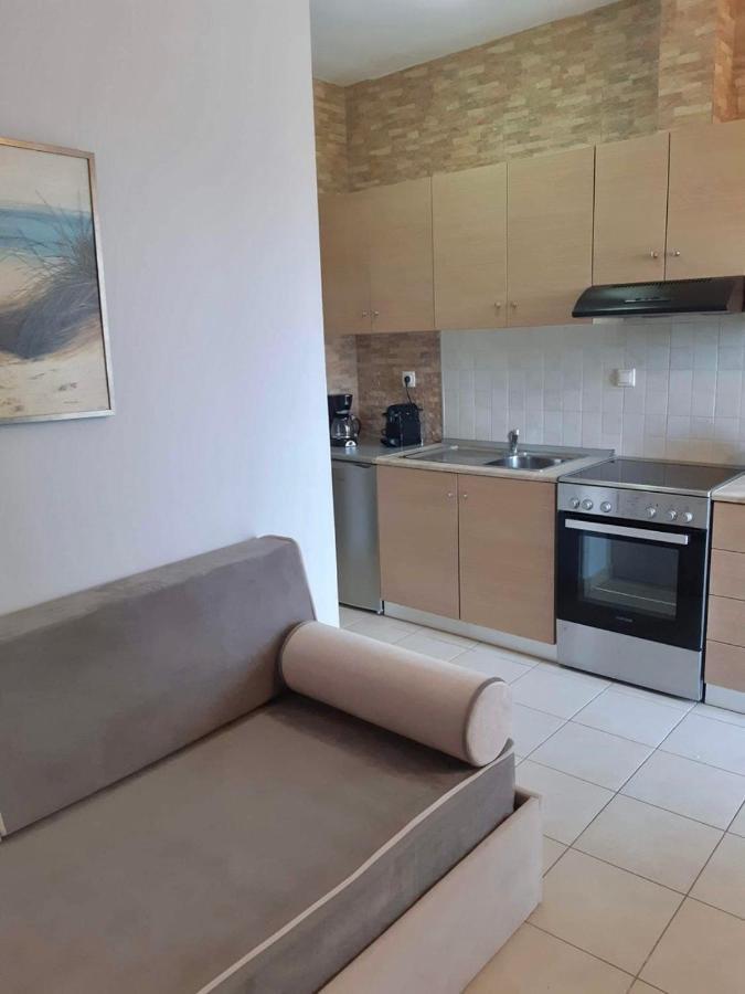 Apartment Caviro Moudhros