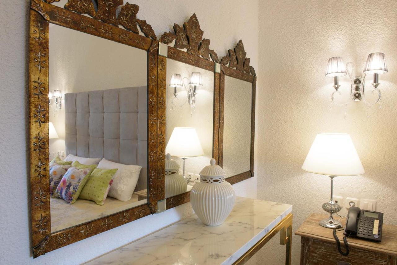 Leandros Hotel