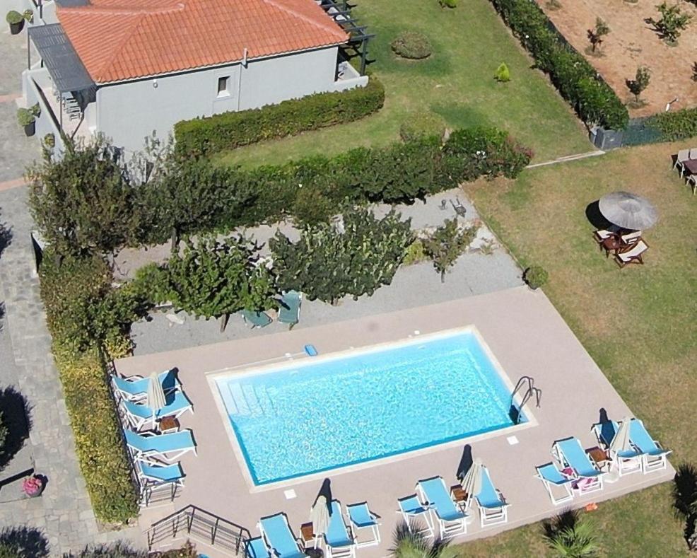 Caviro Apartment