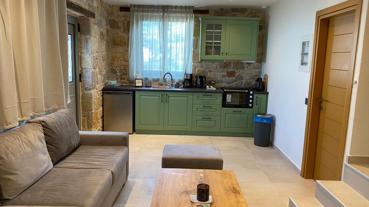 Balatsouras Villa *
