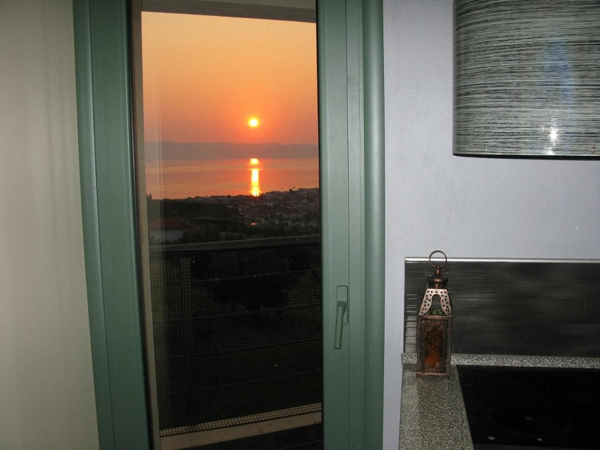 Freebird Vip Bachelor Party & Wedding Events Villa Pefkochori