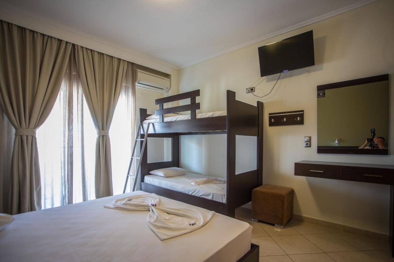 Villa Amalia Sun Beach * Nea Vrasna
