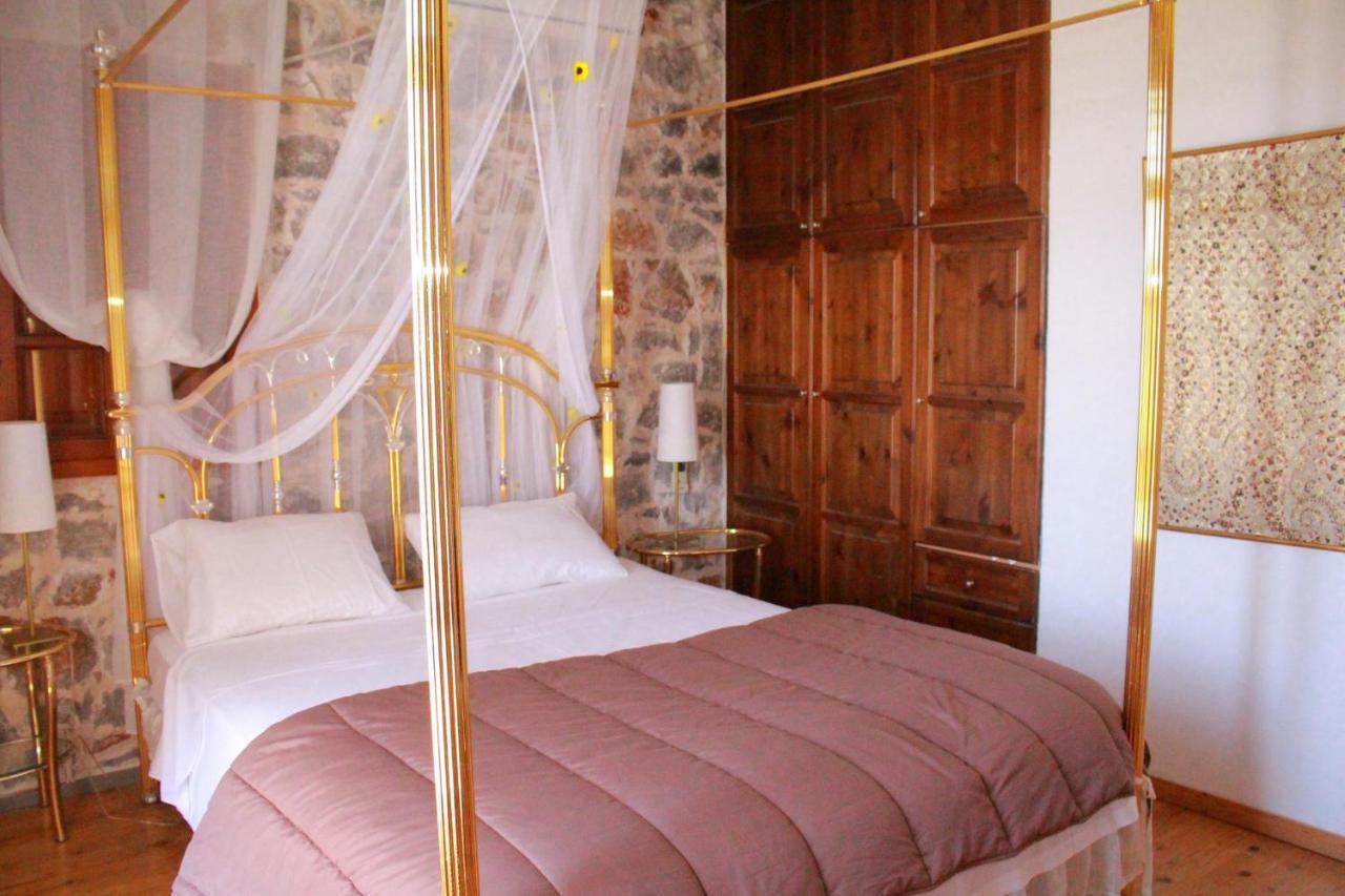 Holiday home Blue Stone Triopetra