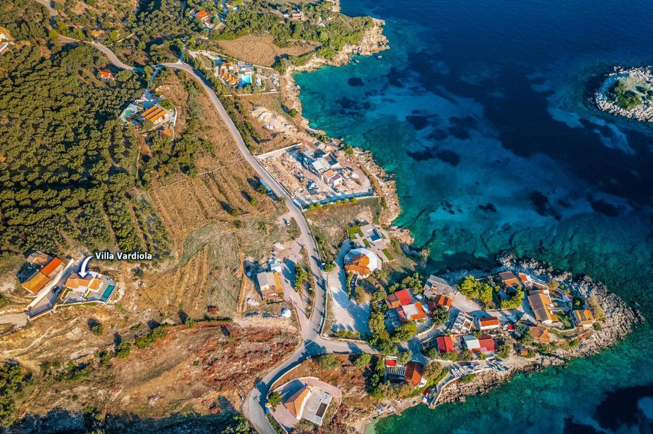 Villa Vardiola By Skinaria