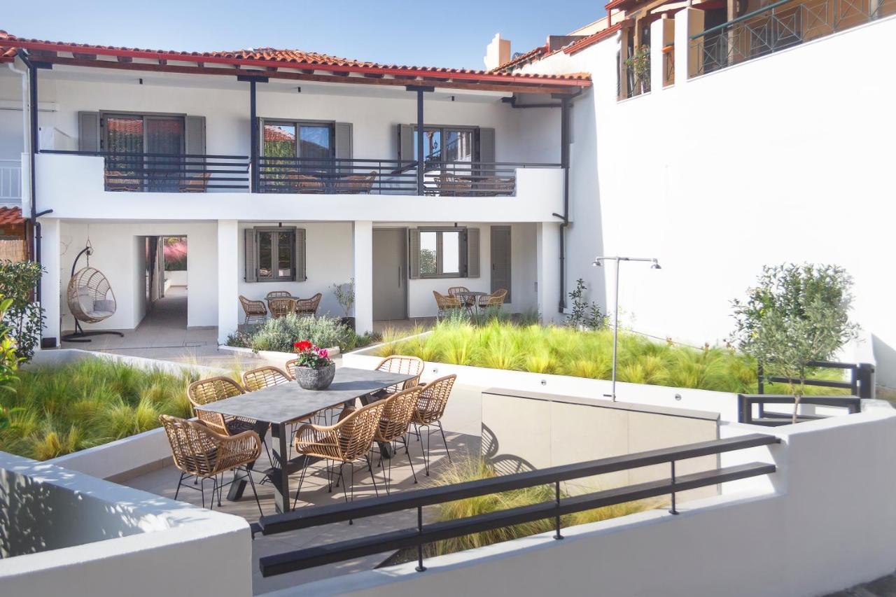 Araliki Apartment