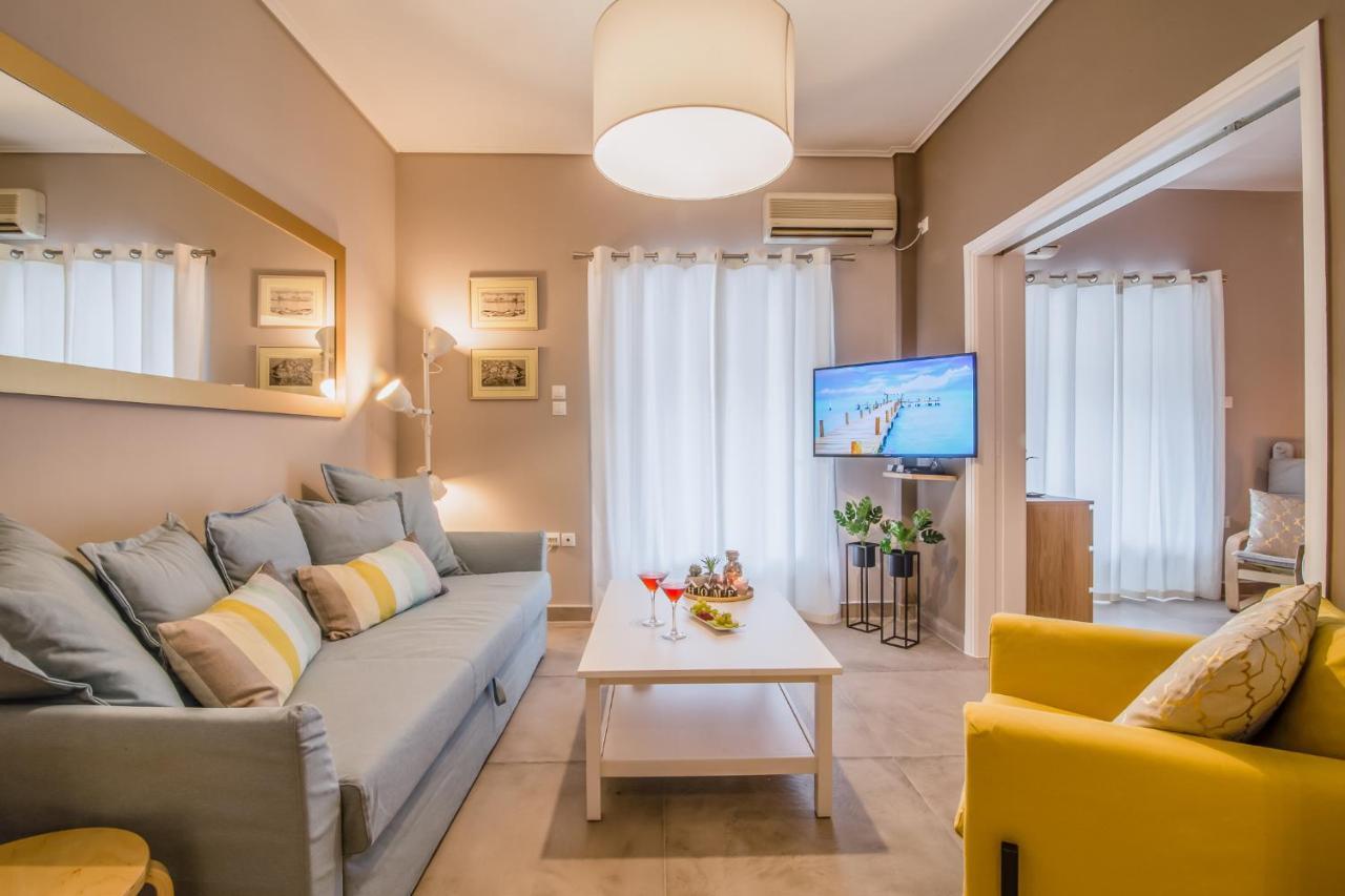 Glyfada's Apartment *