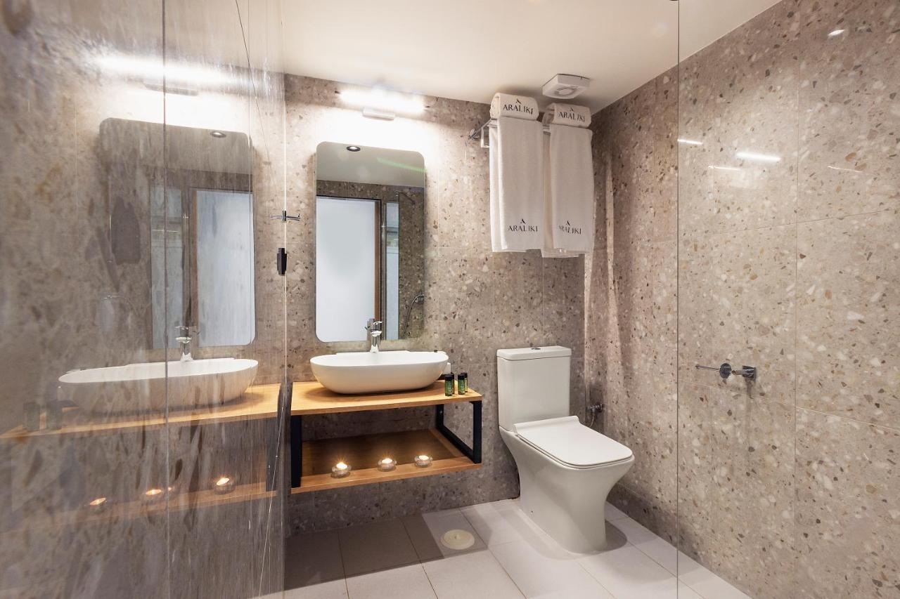 Apartment Araliki *