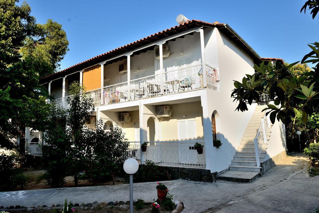 Porto Pefkohori *