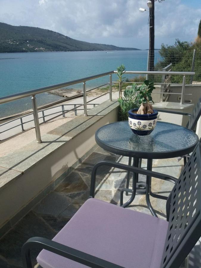 Ocean Views Apartment